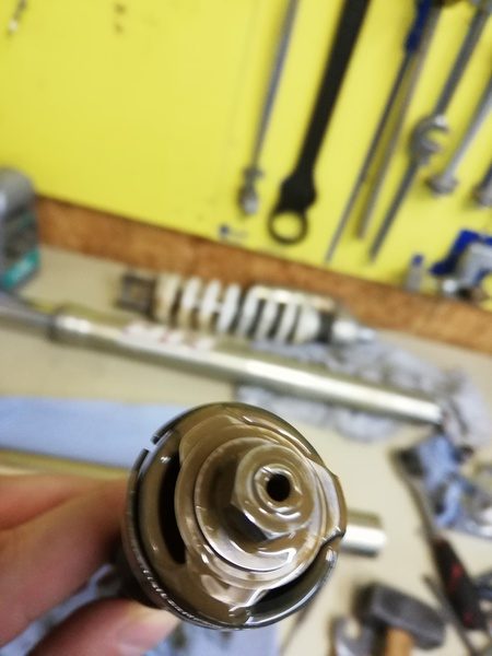 Fahrwerksservice im Detail
